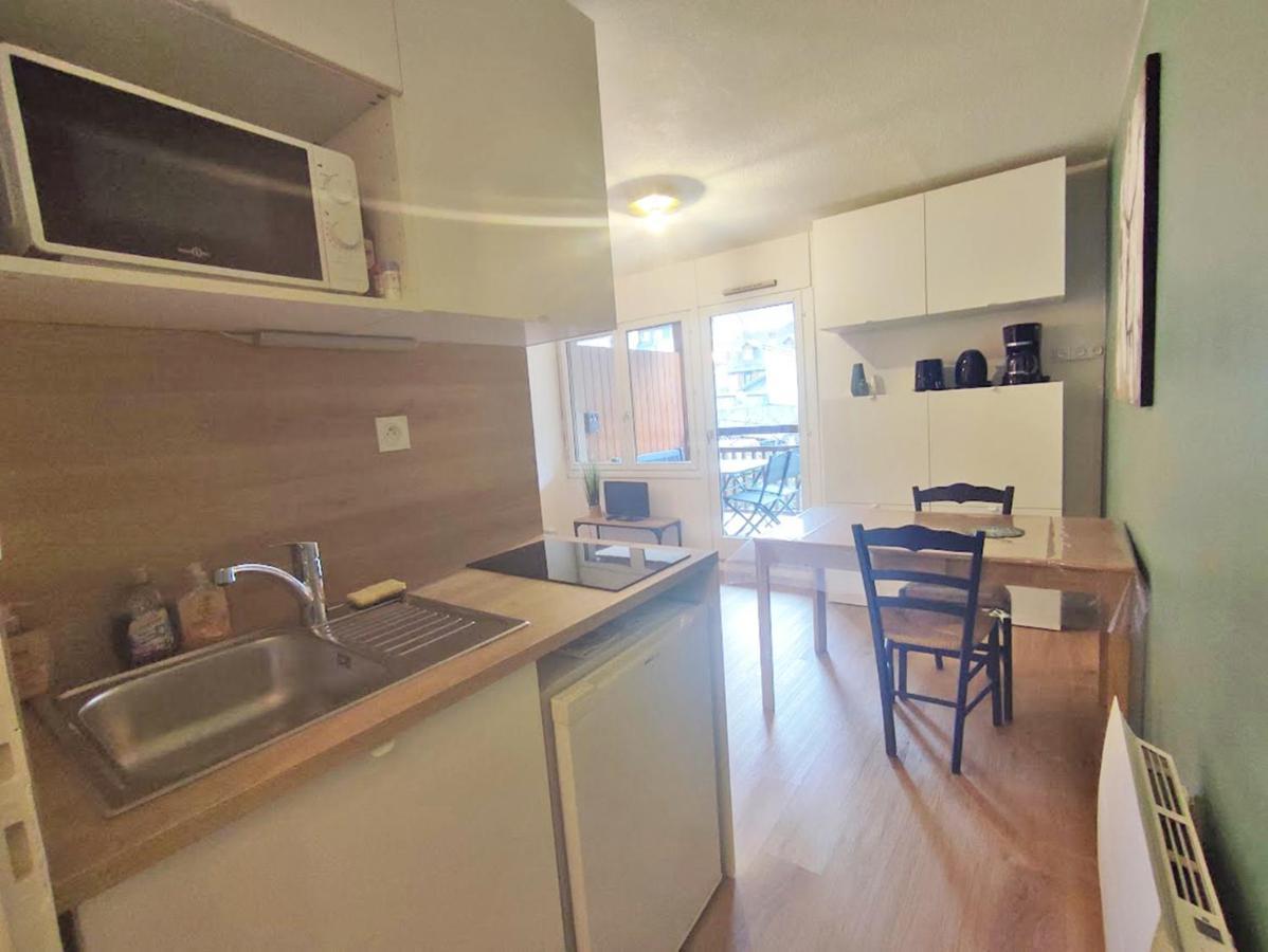 Le Cerf Charmant, T2, Luchon, Wifi, Balcon, Ascenseur, 4 Personnes Bagnères-de-Luchon Екстериор снимка