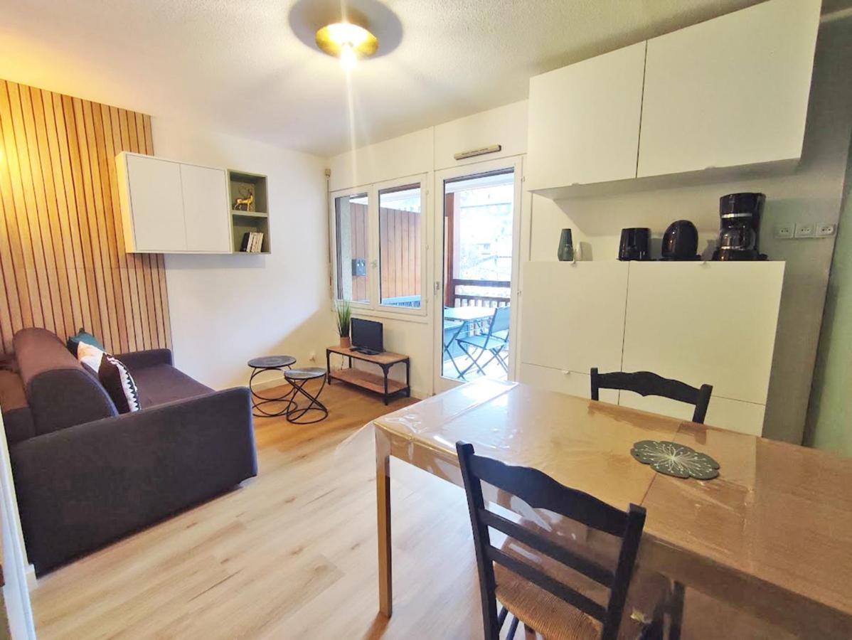 Le Cerf Charmant, T2, Luchon, Wifi, Balcon, Ascenseur, 4 Personnes Bagnères-de-Luchon Екстериор снимка
